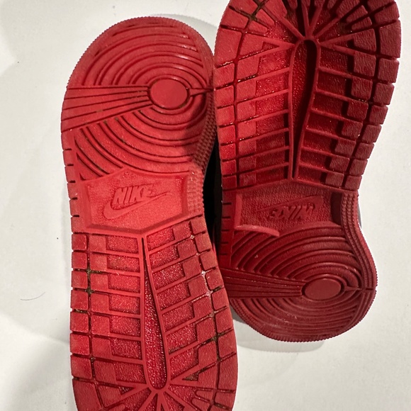 Nike Air Jordan Boys - Size 7Y - Picture 9 of 13